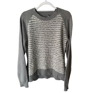 Chaps Gray and White Striped Crew Neck Sweater Size XL Cozy Fall Winter Casual